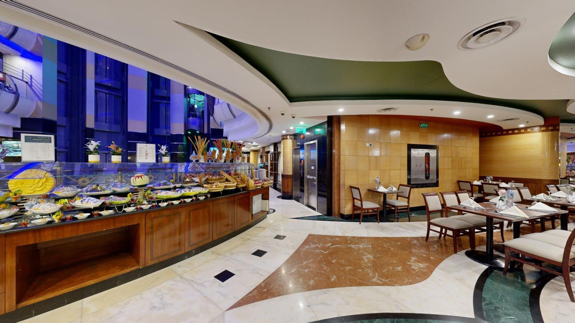 Al Muna Kareem Hotel- Ex Leader Медина Екстериор снимка