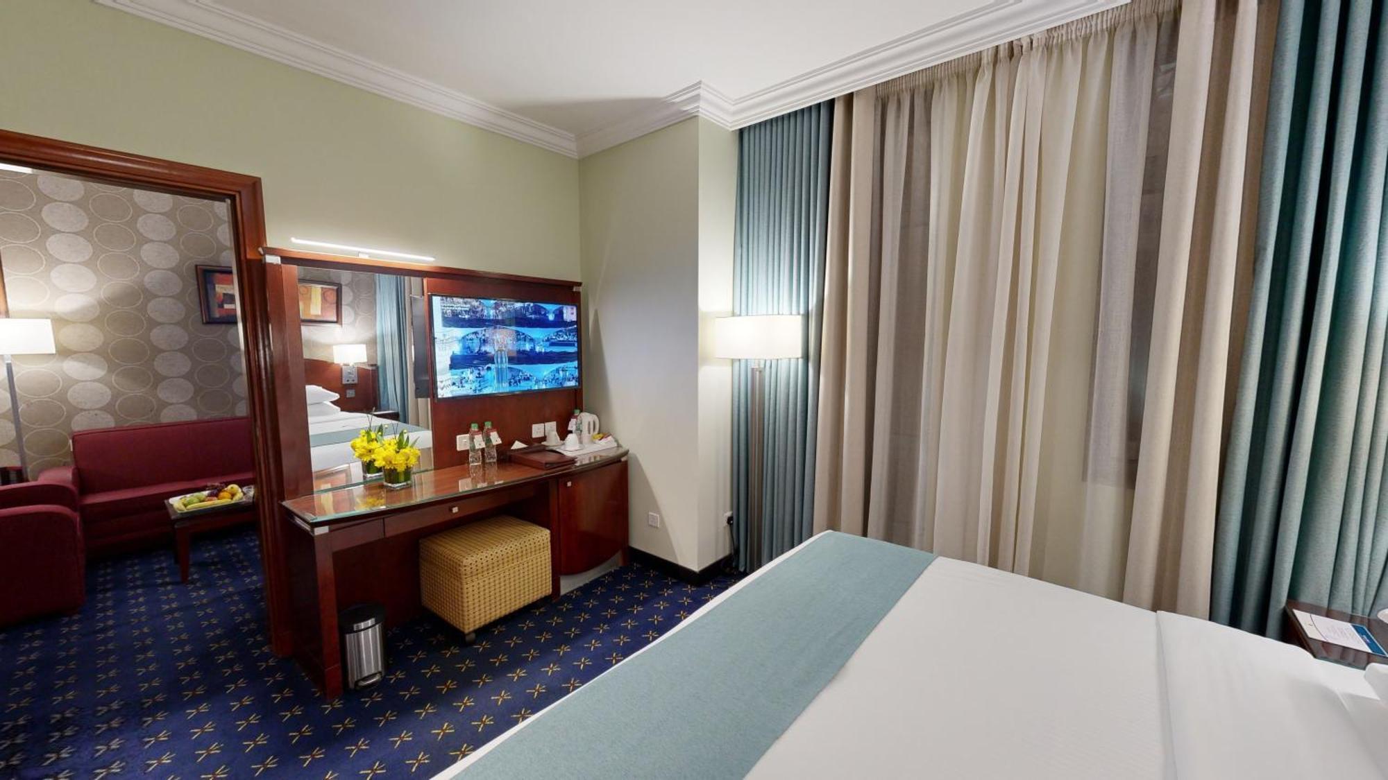 Al Muna Kareem Hotel- Ex Leader Медина Екстериор снимка
