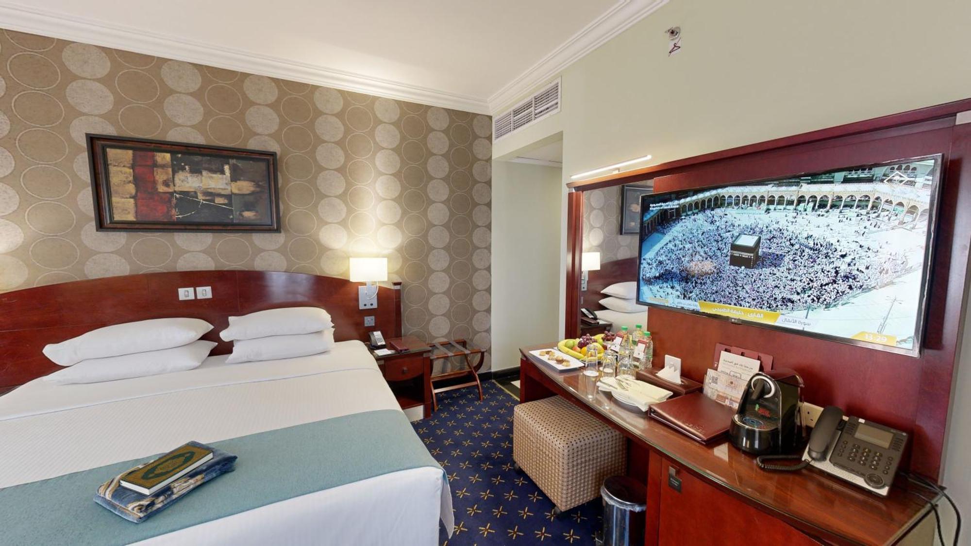 Al Muna Kareem Hotel- Ex Leader Медина Екстериор снимка