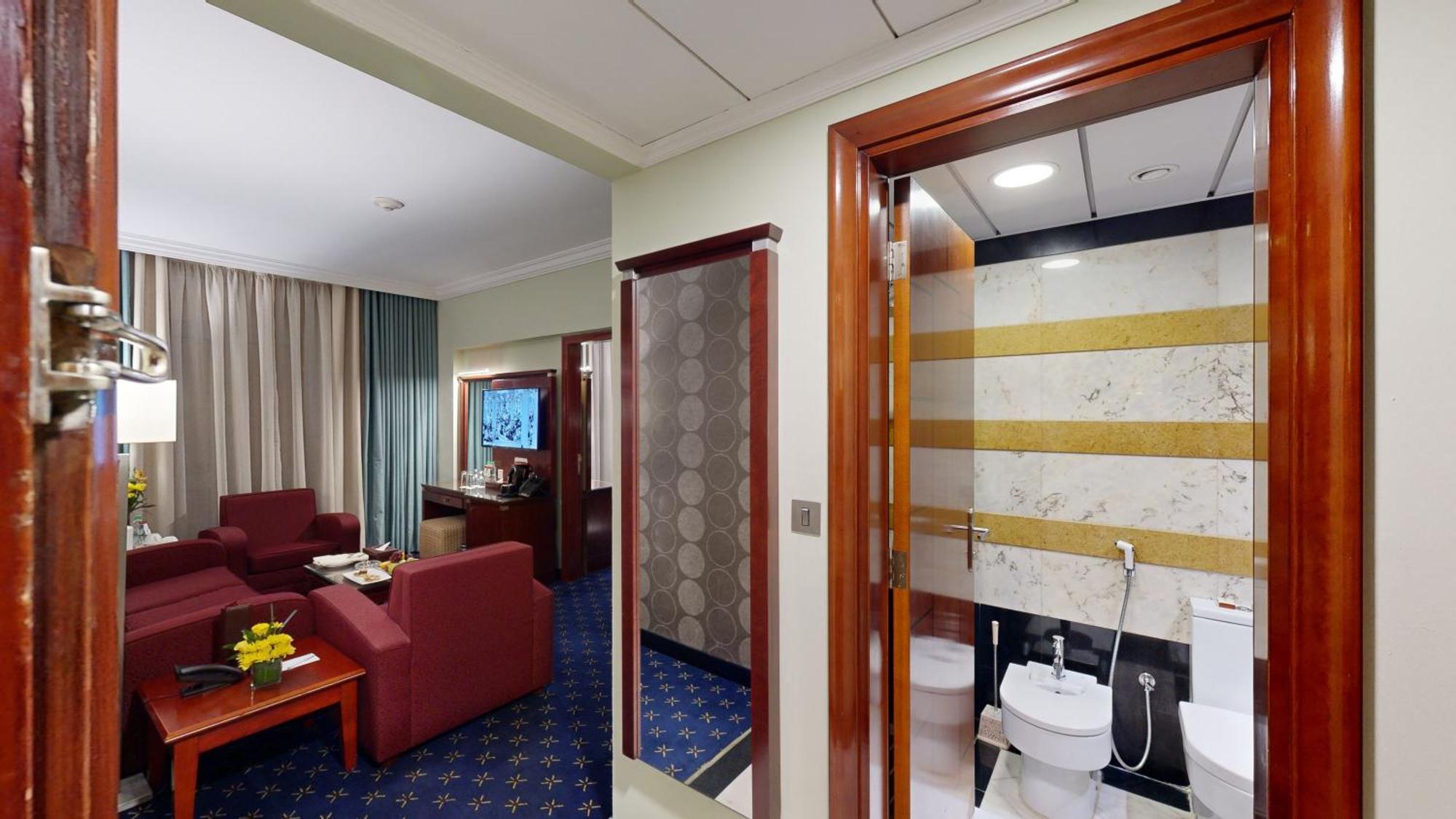 Al Muna Kareem Hotel- Ex Leader Медина Екстериор снимка