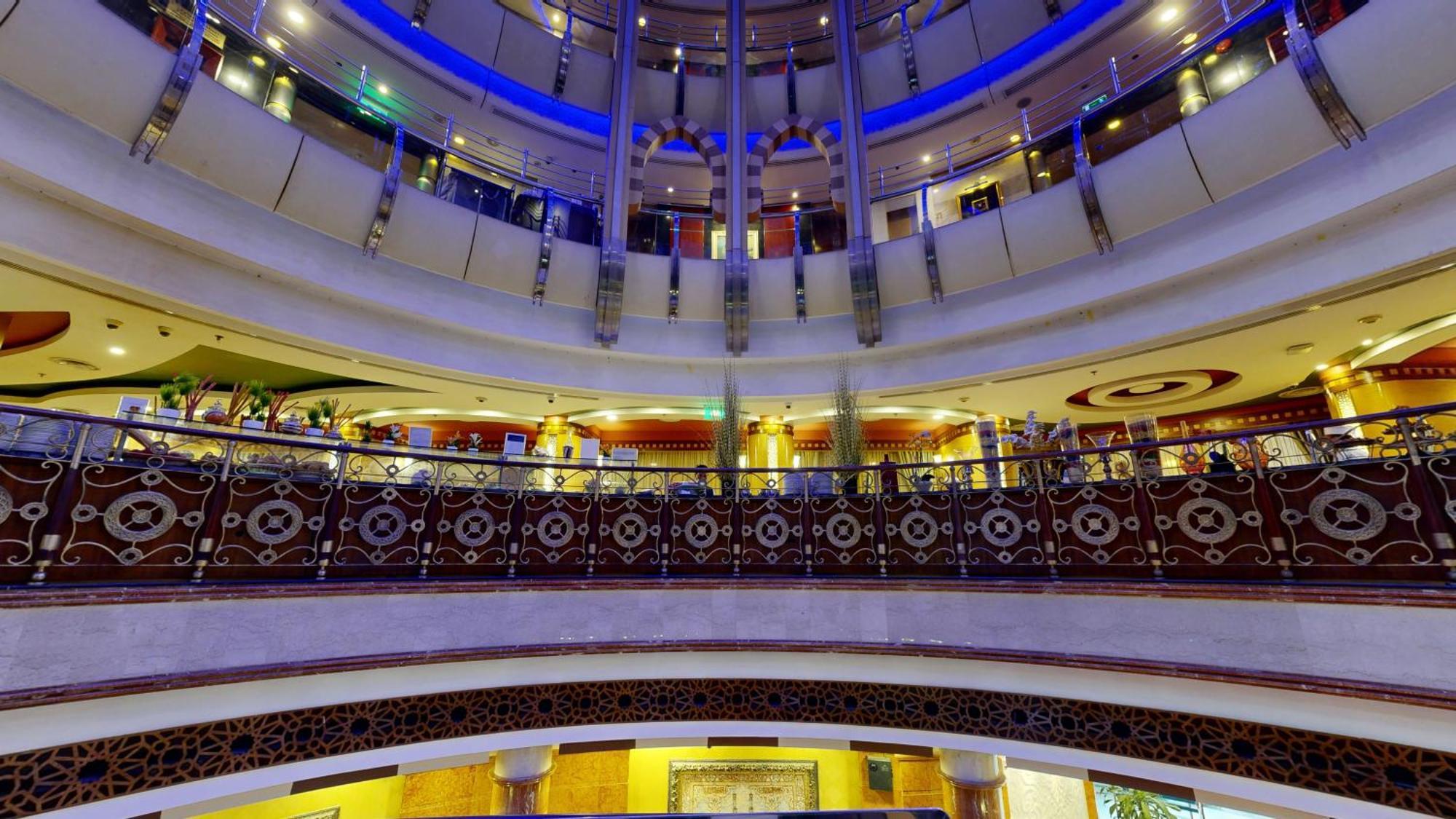Al Muna Kareem Hotel- Ex Leader Медина Екстериор снимка