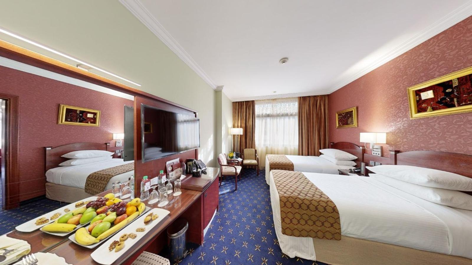 Al Muna Kareem Hotel- Ex Leader Медина Екстериор снимка